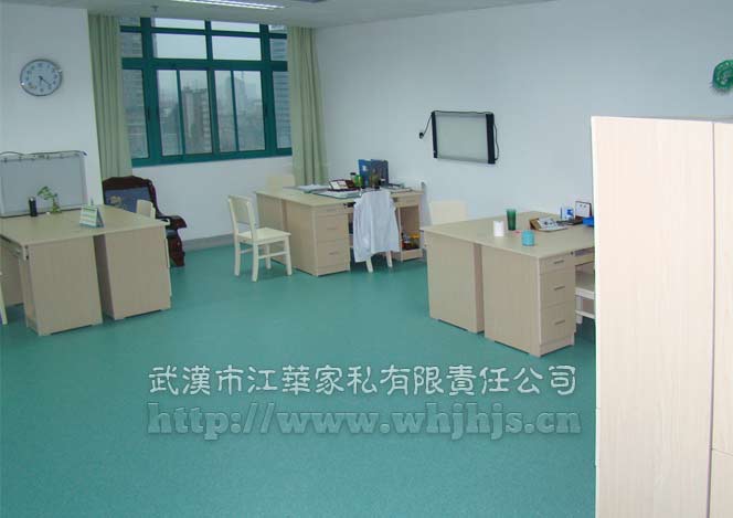 江華家私武漢辦公家具項(xiàng)目之武漢市婦女兒童醫(yī)療保健中心家具項(xiàng)目辦公桌椅